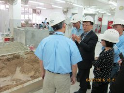 Tour_to_concrete_and_cement_workshop_1-1