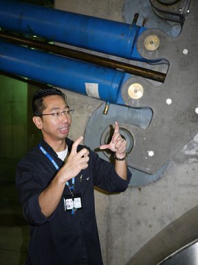 Mr Chung explaining the maintenance of the cable.JPG